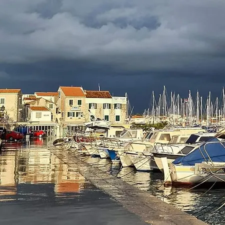 Ivisic * Vodice