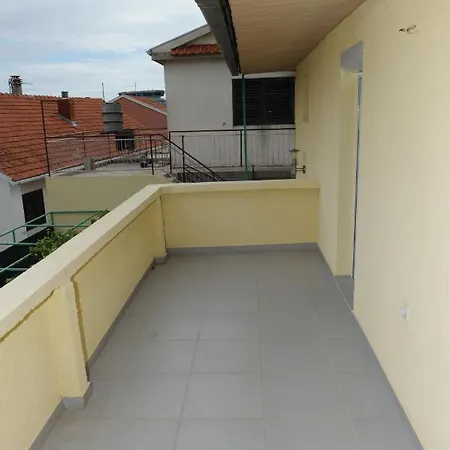 Ivisic Apartman *