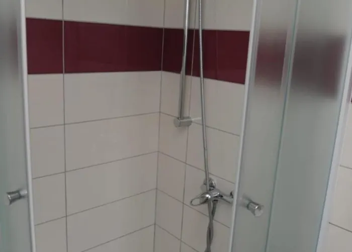 Ivisic شقة فوديس